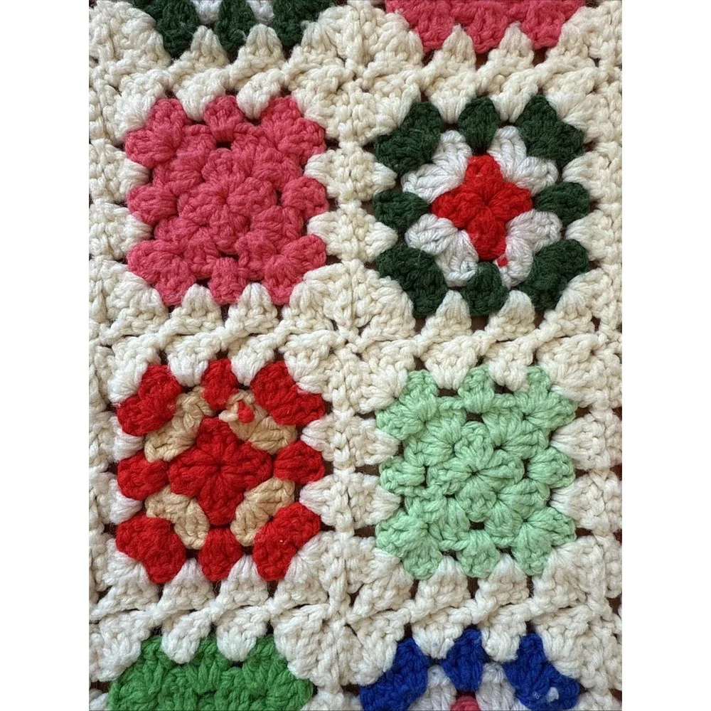 Vintage Handmade Crochet Granny Square Afghan Blanket‎ 40
